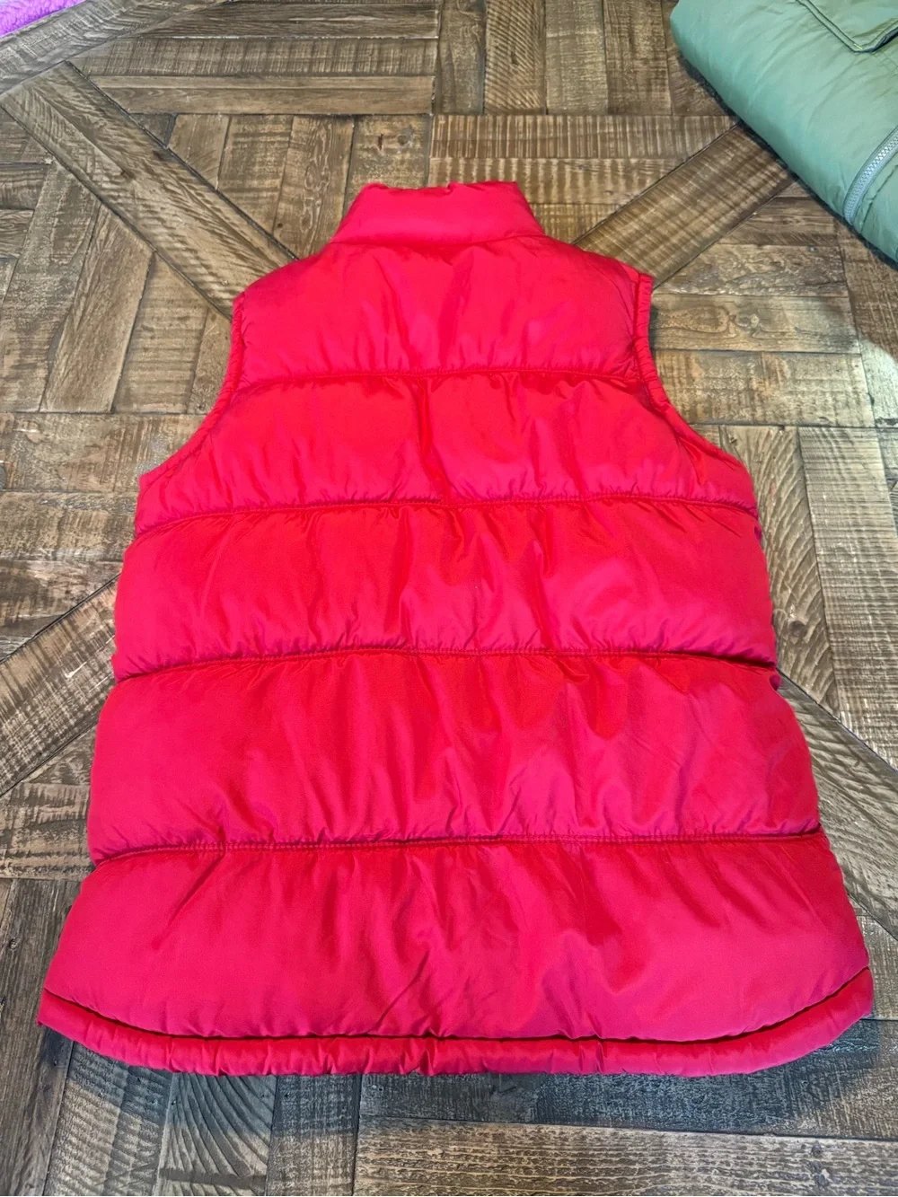 Old navy kids puffer vest , sz XL, 14/16